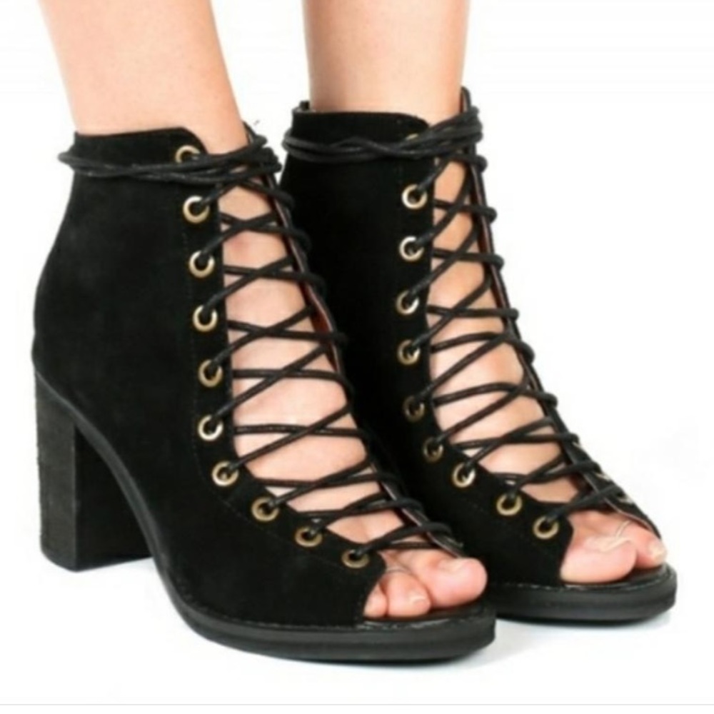 Jeffrey Campbell Black Cors Lace Up Booties Size 6